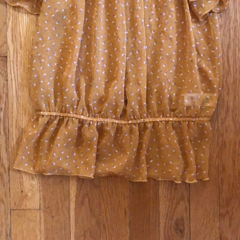 Yellow Top - Picture 4 of 4